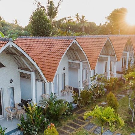 Kayu Kuning Cottage Toyapakeh ภายนอก รูปภาพ
