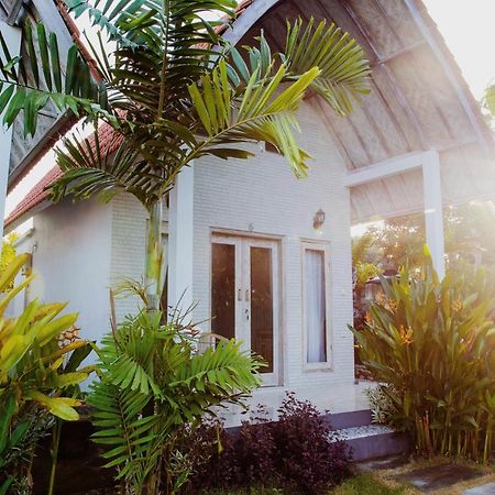 Kayu Kuning Cottage Toyapakeh ภายนอก รูปภาพ
