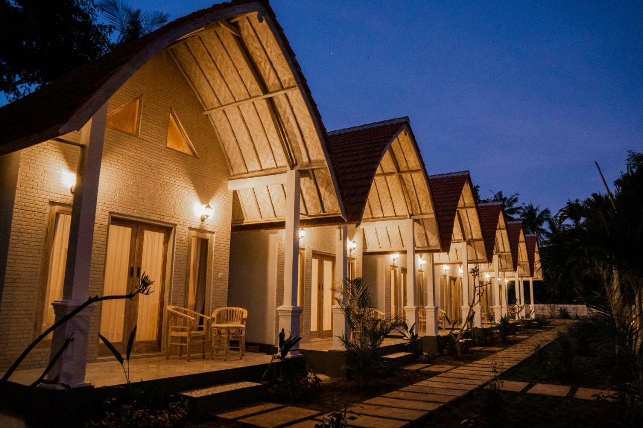 Kayu Kuning Cottage Toyapakeh ภายนอก รูปภาพ