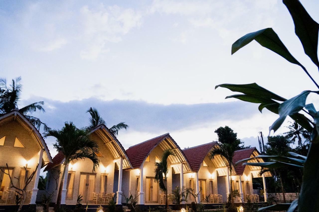 Kayu Kuning Cottage Toyapakeh ภายนอก รูปภาพ